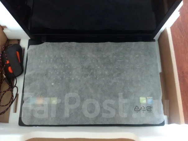 Lenovo IdeaPad G710. 230����, ��� 2048 ��, ���� 4���, WiFi: 1, Bluetooth: 1, ����������� �� 8��. ����