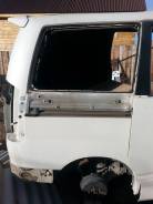 Крыло. Toyota Voxy, AZR65G Двигатель 1AZFSE