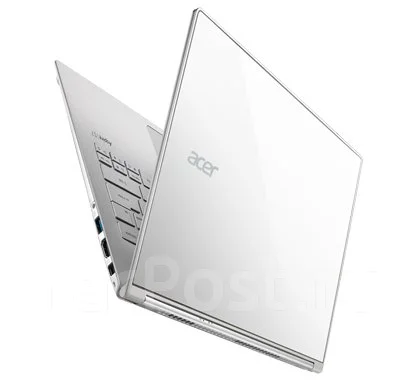 Acer Aspire S7-392. 1,7����, ��� 8 ��, ���� 128���, WiFi: 1, Bluetooth: 1, ����������� �� 10��. ����