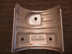 Защита коллектора Rav-4 с 2000 г., Camry с 2001 г. Toyota: Premio, Allion, Ipsum, Voxy, Avensis, RAV4, Scion, Camry, Noah, Previa, Avensis Verso, Esti...