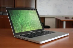 Apple MacBook Pro 13 2012 Mid MD101. 2,5����, ��� 4 ��, ���� 500���, WiFi: 1, Bluetooth: 1, ����������� �� 7��. ����