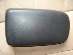 Подлокотник. Toyota Corolla, ZZE150, NDE150, NRE150, NZE141, ZRE142, ZRE151, ZRE152 Toyota Corolla Fielder, NZE141G, ZRE144G, ZRE144, ZRE142G, ZRE142...