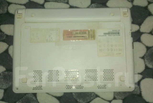 Acer Aspire One Happy2-N578Qpp. 1,6����, ��� 2048 ��, ���� 320���, WiFi: 1, Bluetooth: 1, ����������� �� 3��. ����