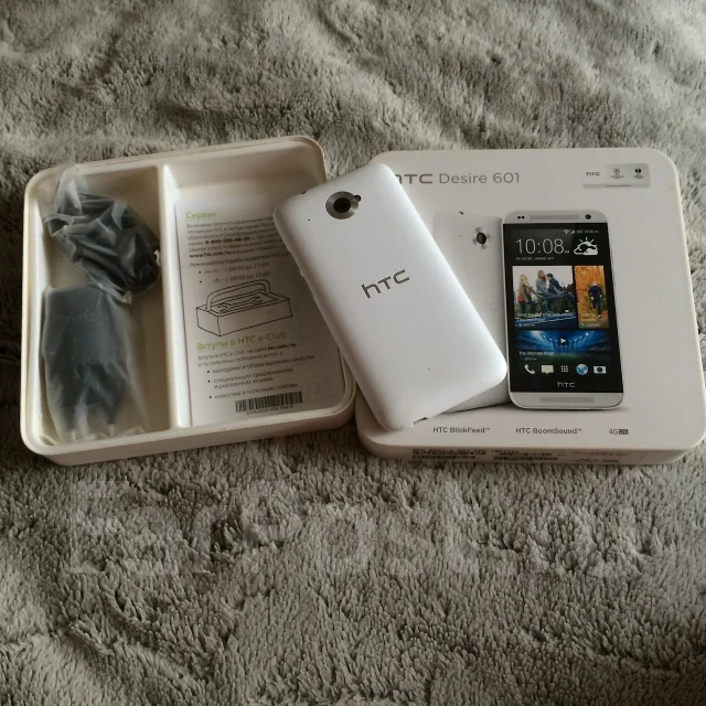HTC Desire 601 ����