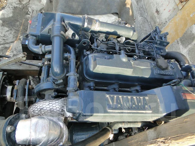 Yamaha. 4-�������, ���������, 1995 ��� ����
