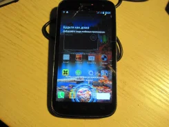 Fly IQ451 Vista. �/�