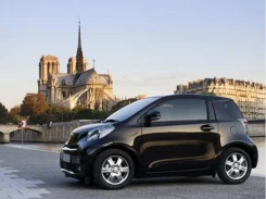 Toyota iQ ����