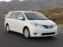 Toyota Sienna ����