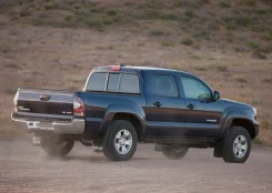 Toyota Tacoma ����