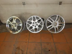 Ferrari. x15", 5x100 ����