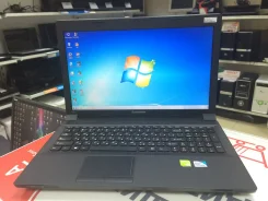 Lenovo B590. 15.6", 2,4����, ��� 6 ��, ���� 500���, WiFi: 1, ����������� �� 3��. ����