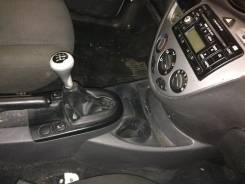 Консоль центральная. Ford Focus Двигатель EYDK