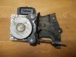 Блок abs. Toyota Corolla, ZRE151