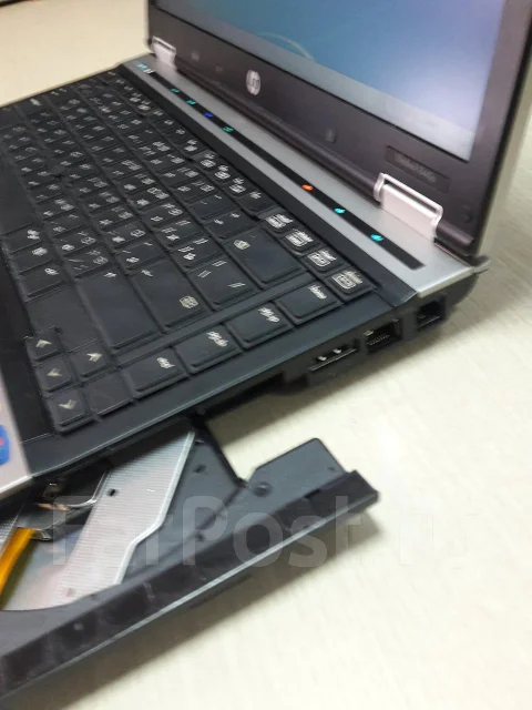 HP EliteBook 8440p. 2,6����, ��� 4 ��, ���� 250���, WiFi: 1, ����������� �� 2��. ����