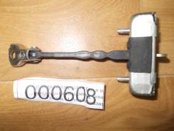 Ограничитель двери. Toyota Corolla, ZRE151