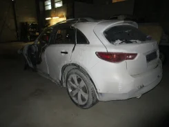 Infiniti FX37 ����