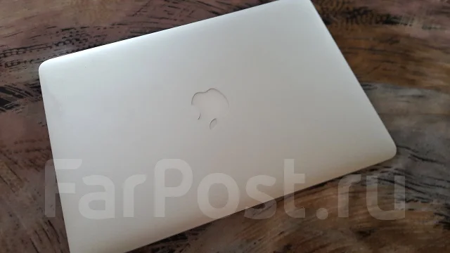 Apple MacBook Air 13 2013 Mid MD760. 1,3����, ��� 4 ��, ���� 128���, WiFi: 1, Bluetooth: 1, ����������� �� 10��. ����