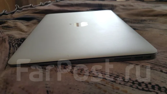 Apple MacBook Air 13 2013 Mid MD760. 1,3����, ��� 4 ��, ���� 128���, WiFi: 1, Bluetooth: 1, ����������� �� 10��. ����