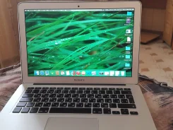 Apple MacBook Air 13 2013 Mid MD760. 1,3����, ��� 4 ��, ���� 128���, WiFi, Bluetooth, ����������� �� 10��. ����