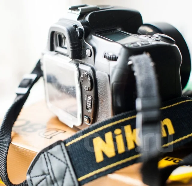 Nikon D80 ����