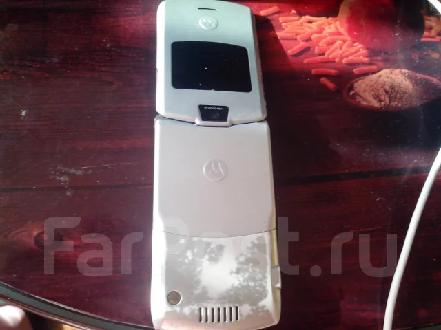 Motorola RAZR V3. �/� ����
