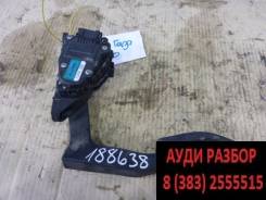 Педаль газа. Audi A8, 4E2, 4E8, D3 Audi S8, 4E2, 4E8 Двигатели: ASB, ASE, ASN, BBJ, BFL, BFM, BGK, BHT, BMC, BNG, BPK, BSB, BSM, BTE, BVJ, BVN
