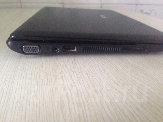 Asus Eee PC X101H. 1,6����, ��� 1024 ��, ���� 320���, WiFi: 1, ����������� �� 7��. ����