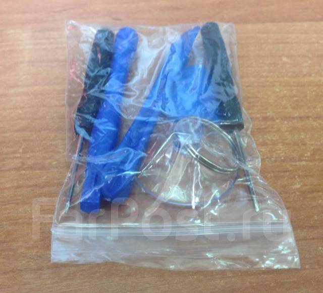 Набор инструментов для ремонта телефонов-планшетов-навигаторов и т. д ...