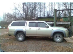 Mazda BT-50 ����