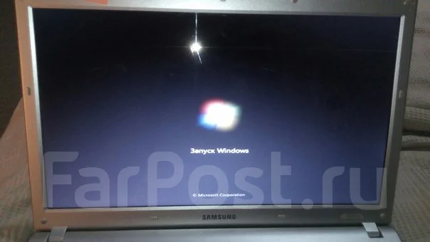 Samsung R520. 2,2����, ��� 3072 ��, ���� 320���, WiFi: 1, Bluetooth: 1, ����������� �� 2��. ����