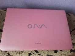 Sony VAIO SVE. 1,7����, ��� 4 ��, ���� 500���, WiFi: 1, Bluetooth: 1, ����������� �� 6��. ����