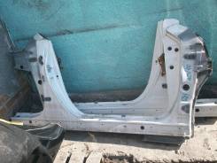 Порог пластиковый. Toyota Camry, ACV40, ASV40, AHV40, GSV40, ACV45, ACV41 Двигатели: 2ARFE, 2GRFE, 2AZFE, 2AZFXE, 1AZFE