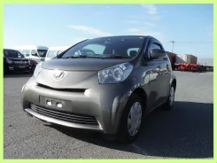 Toyota iQ. 10 ����