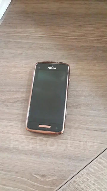 Nokia C6-01. �/� ����