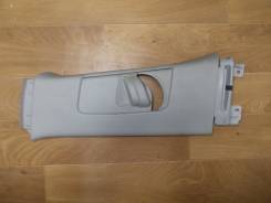 Накладка на стойку. Toyota Corolla, ZRE151