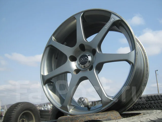 AVS Model 7. 7.0x17", 5x114.3, ET45 ����