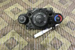 Блок управления климат-контролем. Ford Fiesta