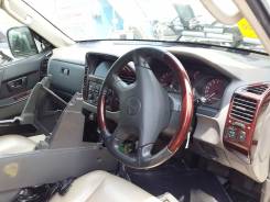 Панель рулевой колонки. Mitsubishi Pajero