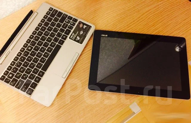 Asus Transformer Pad TF300TG 3G 16Gb ����