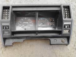 Панель приборов. Isuzu Elf, NKR58 Двигатель 4BE1
