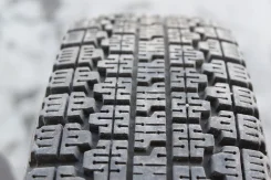 Bridgestone Blizzak VM-41. ������, ��� �����, �/�, ����� 30 % ����