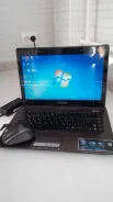 Asus K43E. 15", 2,0����, ��� 3072 ��, ���� 300 ��, WiFi, Bluetooth, ����������� �� 1 �.