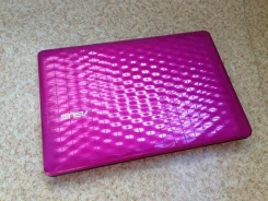 Asus Eee PC 1008P. 1,6����, ��� 2048 ��, ���� 250���, WiFi: 1, Bluetooth: 1, ����������� �� 1��. ����