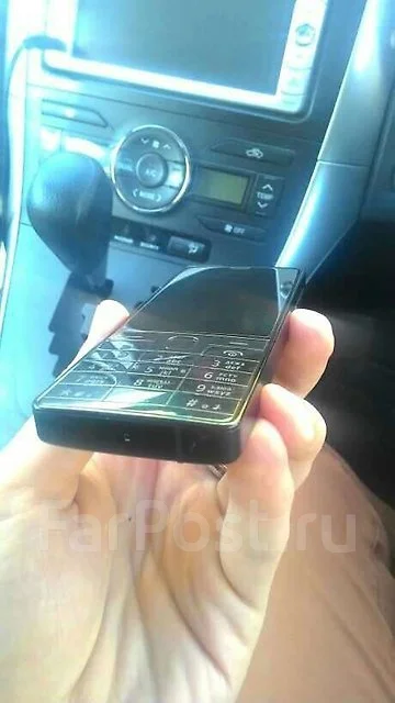 Nokia 515 Dual SIM. ����� ����