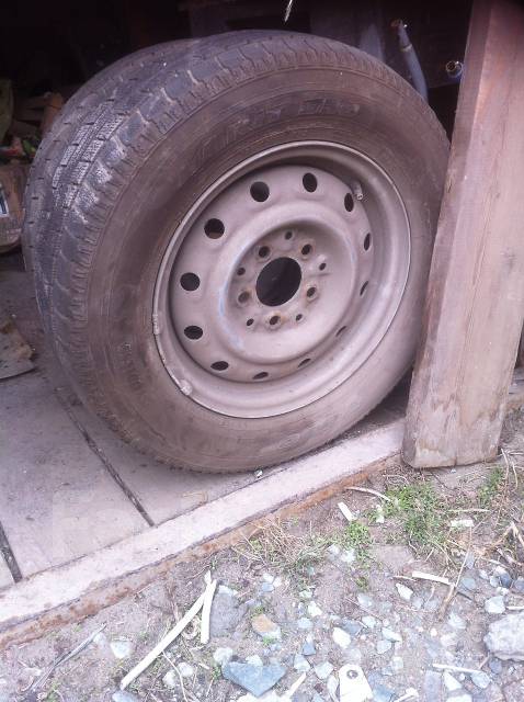 Продам два колеса. Продам два колеса. Продам два колеса. Продам два колеса. Кордиант спорт 3 215/55 r16.