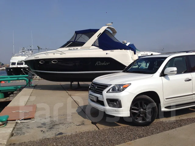Rinker. 2003 ���, ��������� ������������, ������ ����