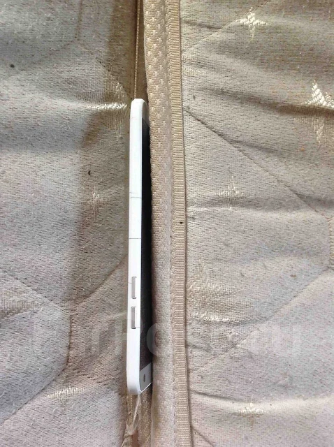 HTC One mini. �/� ����
