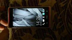 HTC Desire 600. �/�