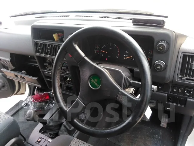 Isuzu Bighorn. UBS69 ����