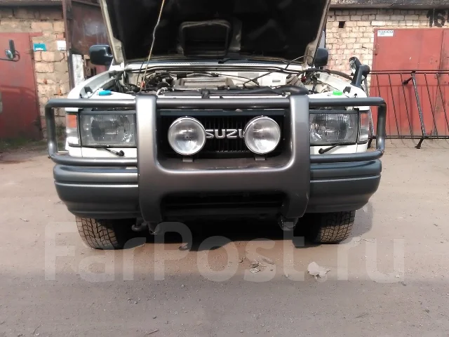 Isuzu Bighorn. UBS69 ����